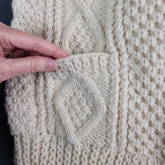 Vintage Irish Wool Hand Knit Womens S? Cable Fisherman Cardigan Ivory Ireland - Picture 7 of 10